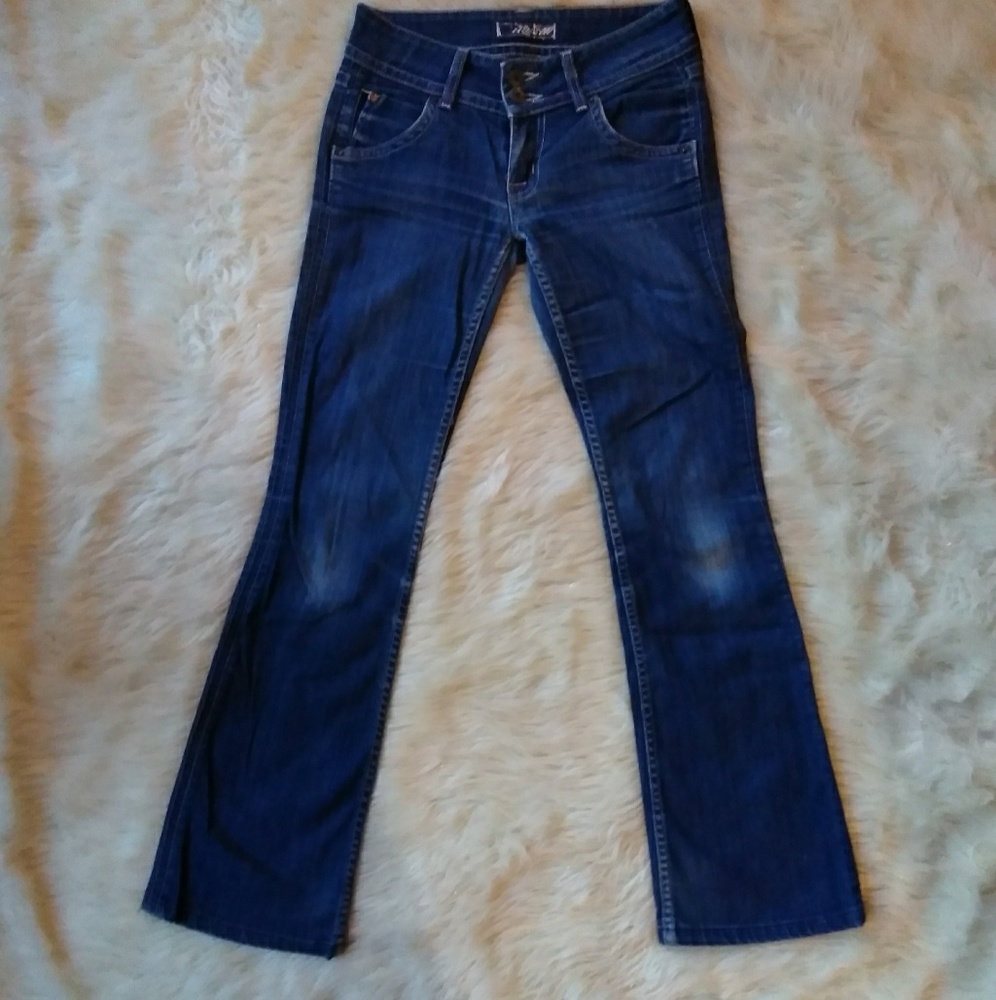 Hudson Bootcut Denim - Picture 2 of 8
